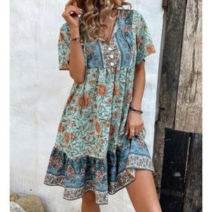 Boho floral print mini dress
